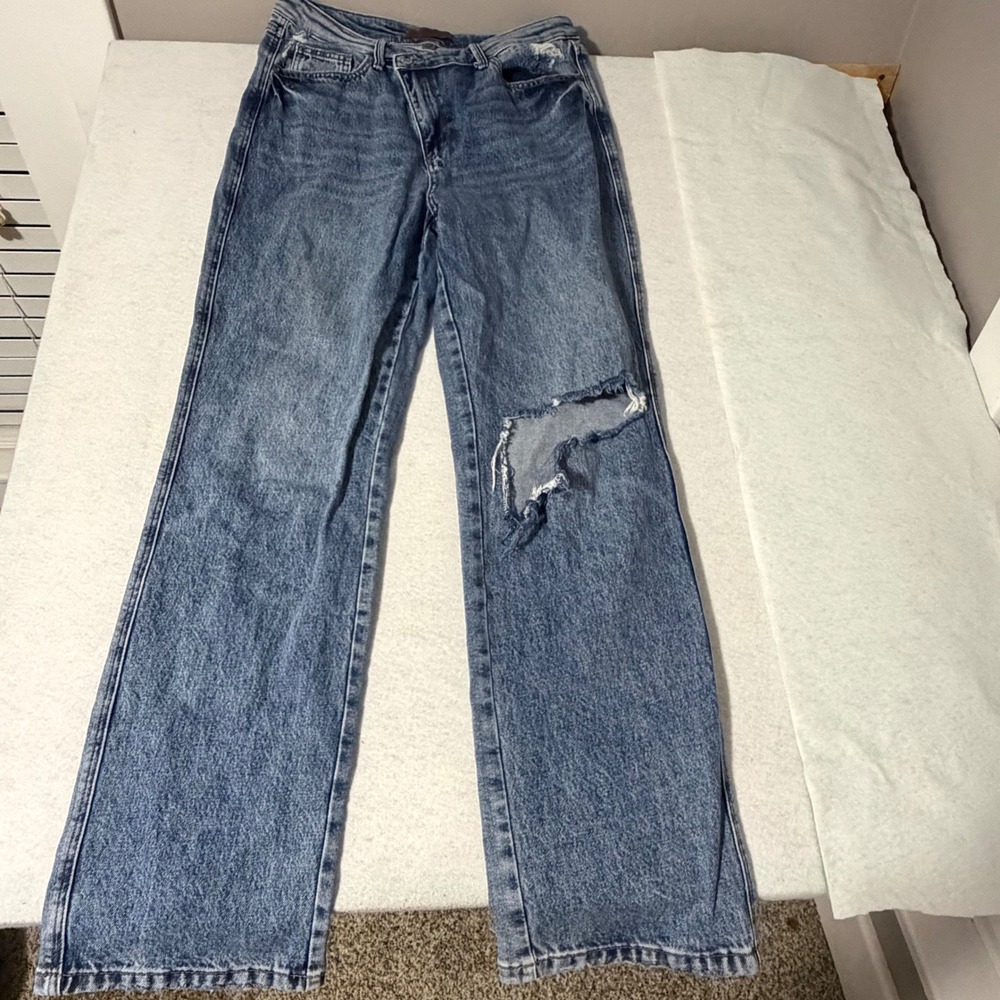 Judy Blue Dad Jeans Medium Wash Crossover Waist Distressed Ripped 11/30 JB88883